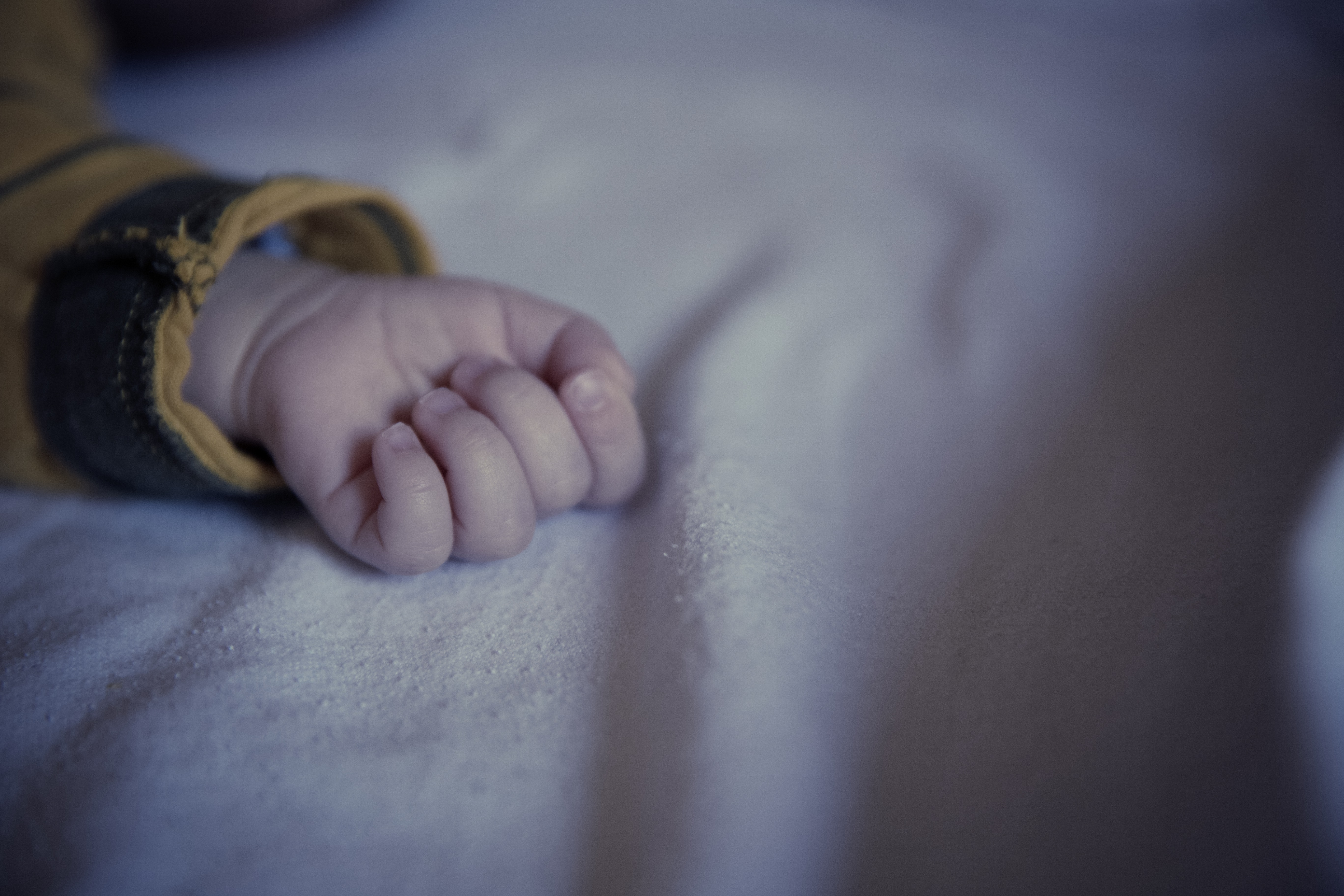 Masern Verdacht Babyhand